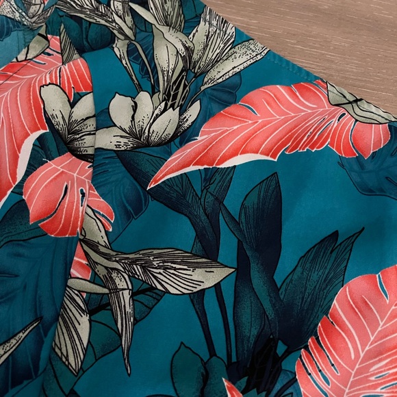 Summer Top - Picture 5 of 7